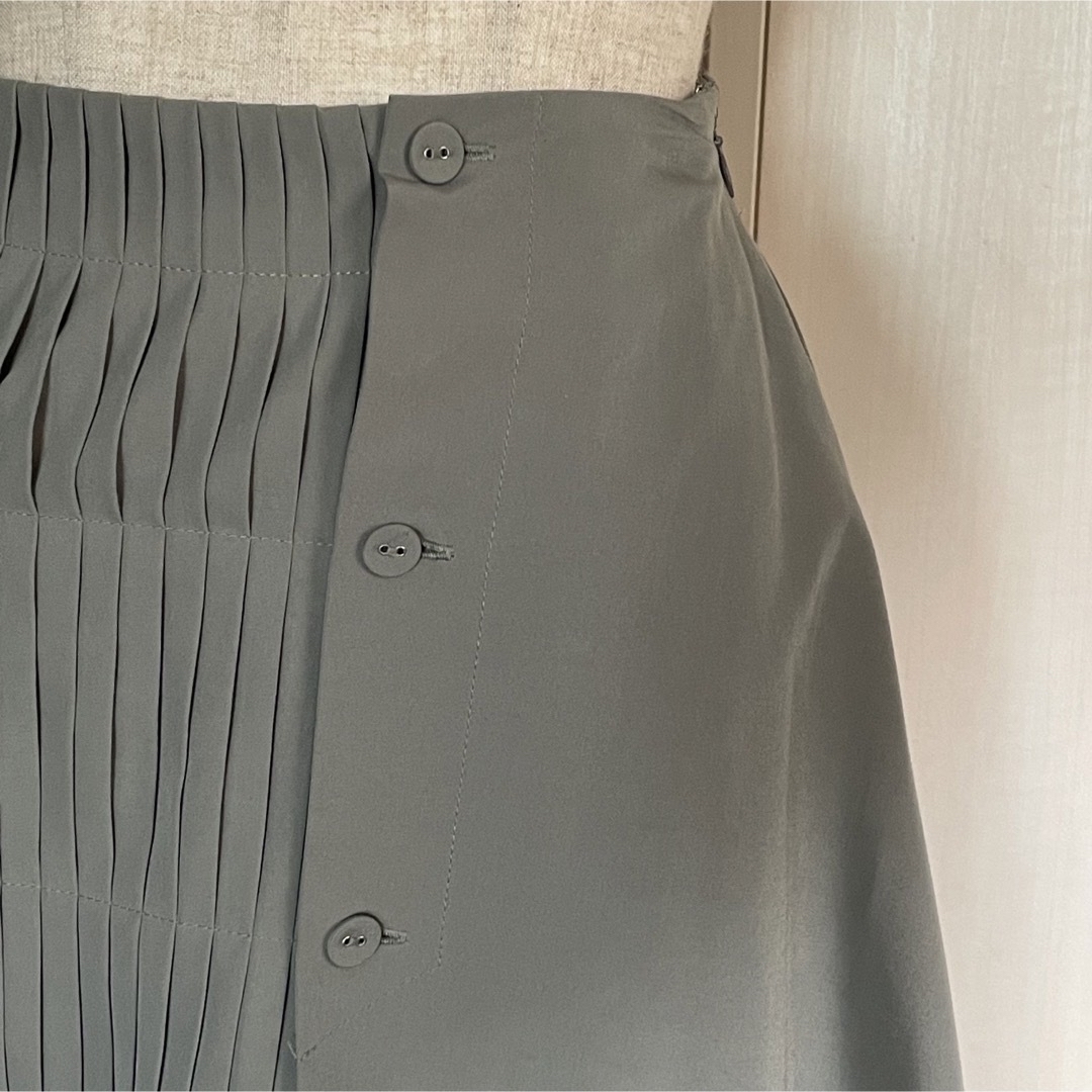 【LADYMADE 】アシンメトリープリーツスカート レディースのスカート(ロングスカート)の商品写真