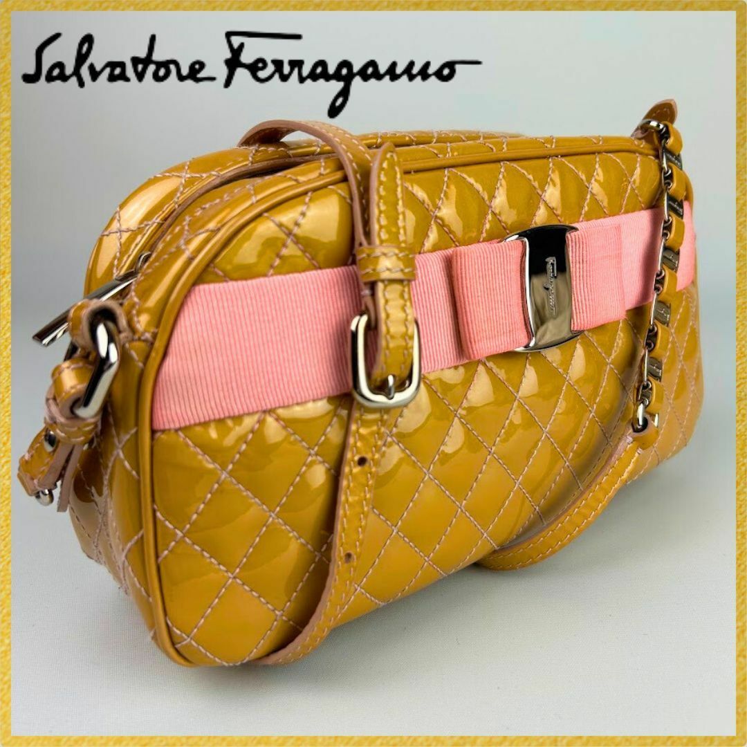 Salvatore Ferragamo ヴァラチェーン・ショルダーバッグ