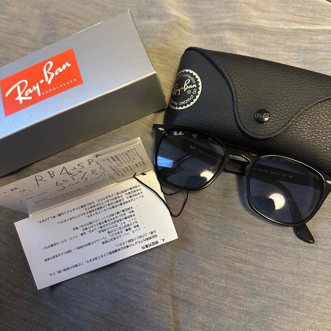 Ray-Ban(レイバン)のRay-BanレイバンRB4258F 601/80 52ライトカラーサングラス メンズのファッション小物(サングラス/メガネ)の商品写真