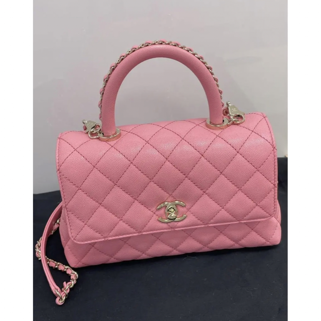 CHANEL(シャネル)のCHANEL シャネル　ココハンドル　24cm XS ピンク　新品　限定　未使用 レディースのバッグ(ショルダーバッグ)の商品写真