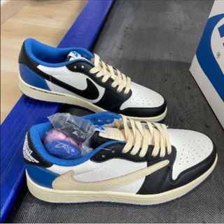 最終値下TravisScott × Nike AirJordan1High OG