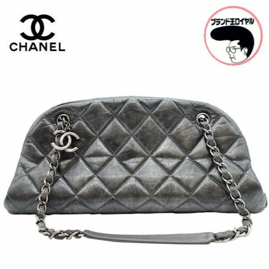 CHANEL 　シャネル　チェーンショルダーバッグ　グレー　CCチャームバッグ