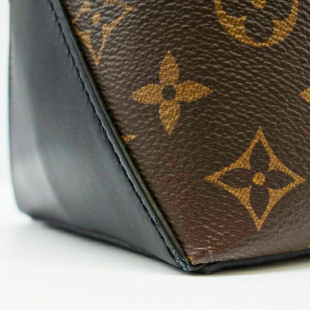 LOUIS VUITTON(ルイヴィトン)の【中古】LOUIS VUITTON  ルイヴィトン モノグラム・マカサー M45734 ウイークエンド トートPM ブラックレザー 2wayショルダー　トートバッグ レディースのバッグ(トートバッグ)の商品写真