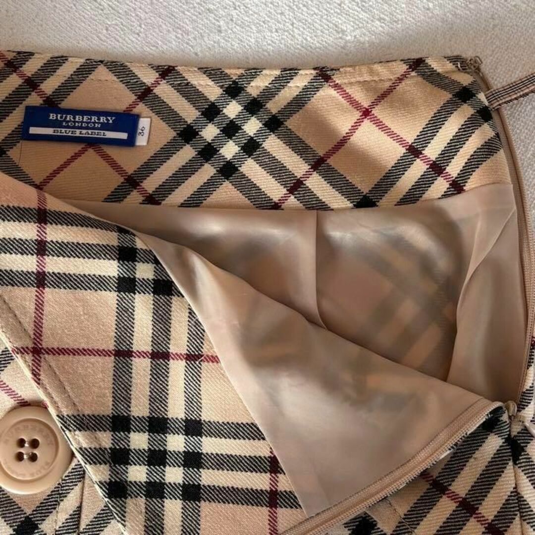 BURBERRY BLUE LABEL(バーバリーブルーレーベル)のバーバリーブルーレーベル ノバチェック 台形スカート レディースのスカート(ミニスカート)の商品写真