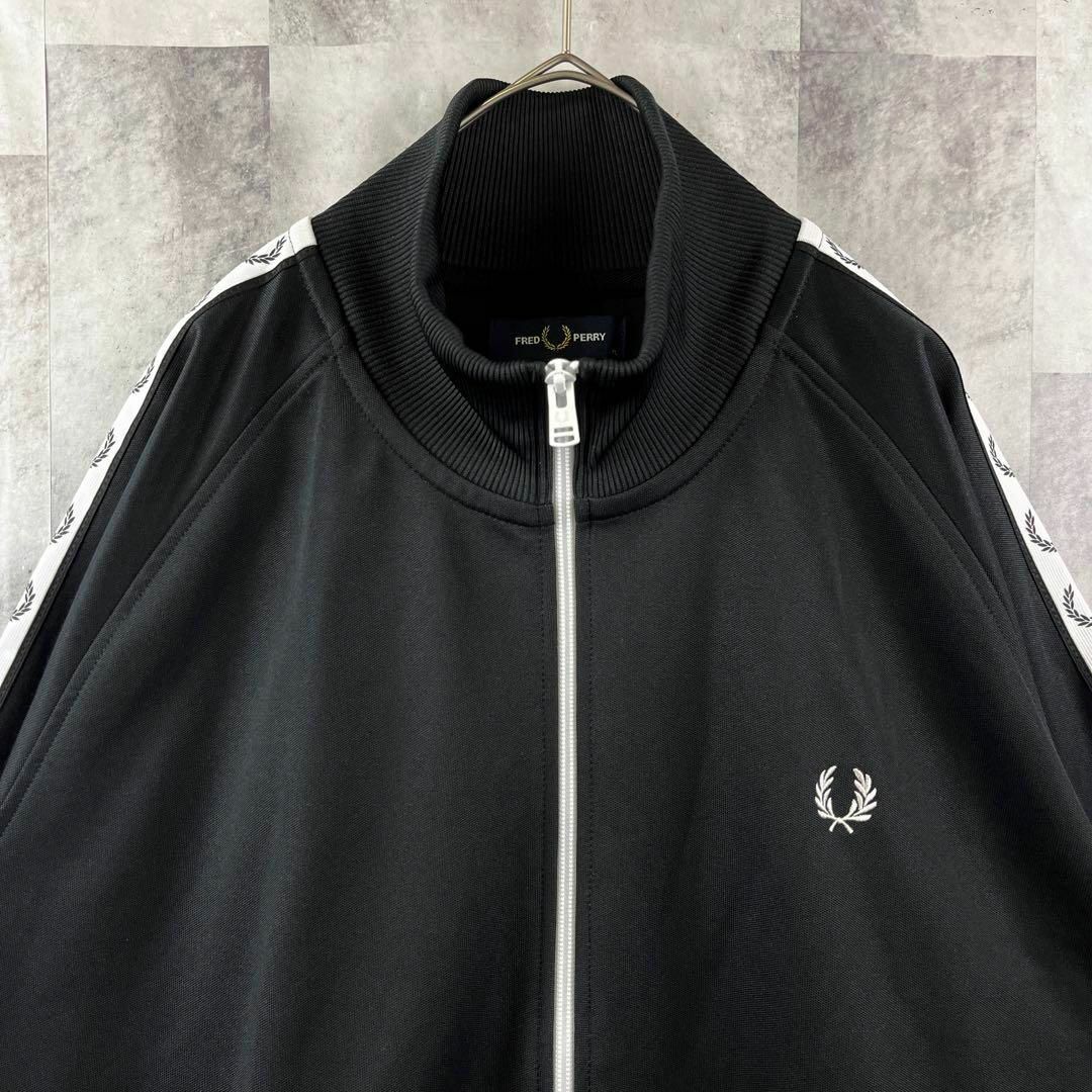 希少美品】FRED PERRY トラックジャケット ジャージ 黒-