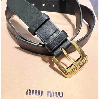 ミュウミュウ ベルト(レディース)の通販 75点 | miumiuのレディースを
