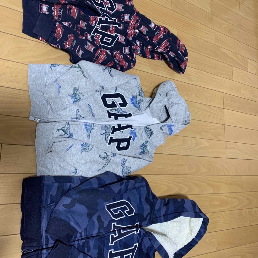 GAP Kids(ギャップキッズ)のGAP 5歳児用　パーカー キッズ/ベビー/マタニティのキッズ服女の子用(90cm~)(ジャケット/上着)の商品写真