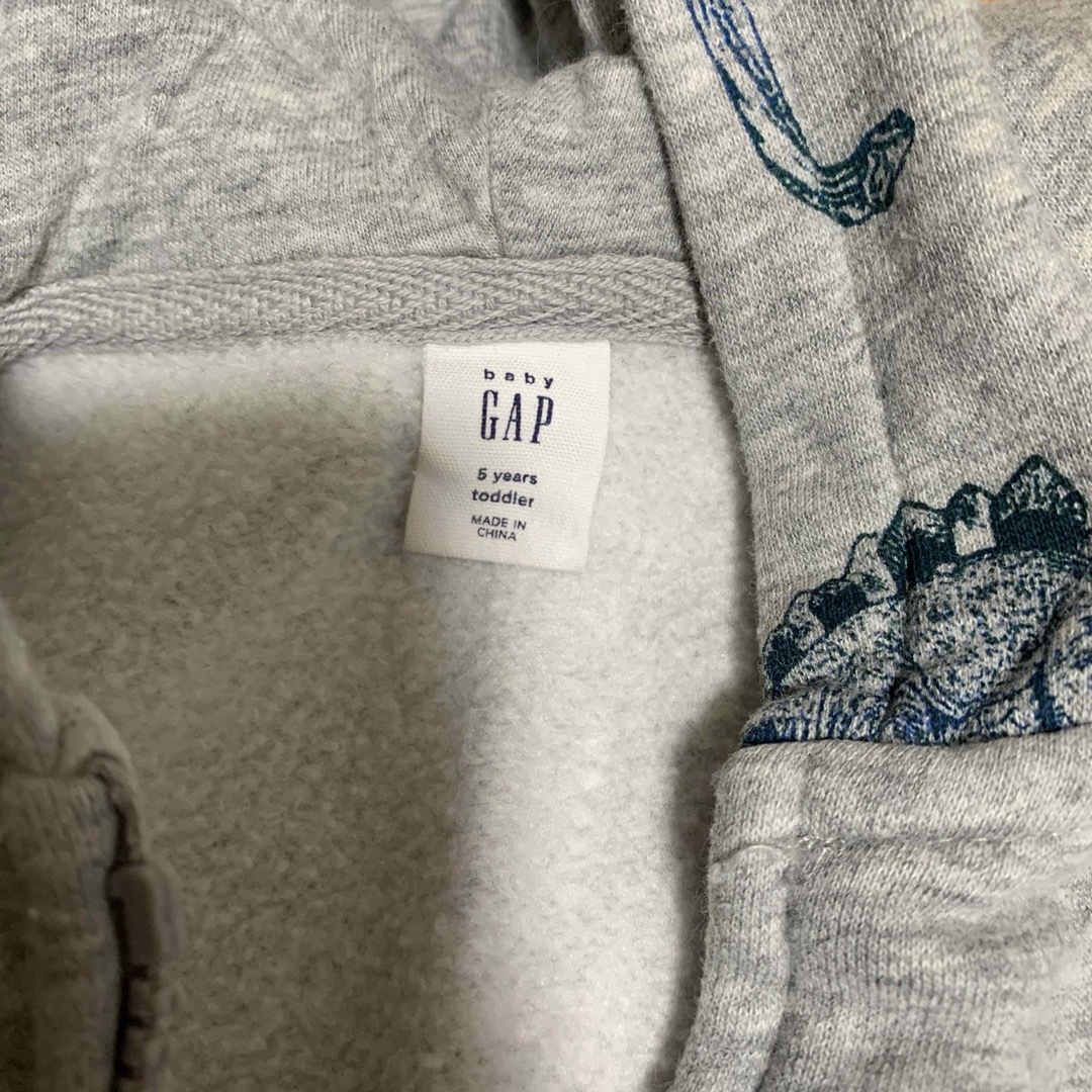 GAP Kids(ギャップキッズ)のGAP 5歳児用　パーカー キッズ/ベビー/マタニティのキッズ服女の子用(90cm~)(ジャケット/上着)の商品写真