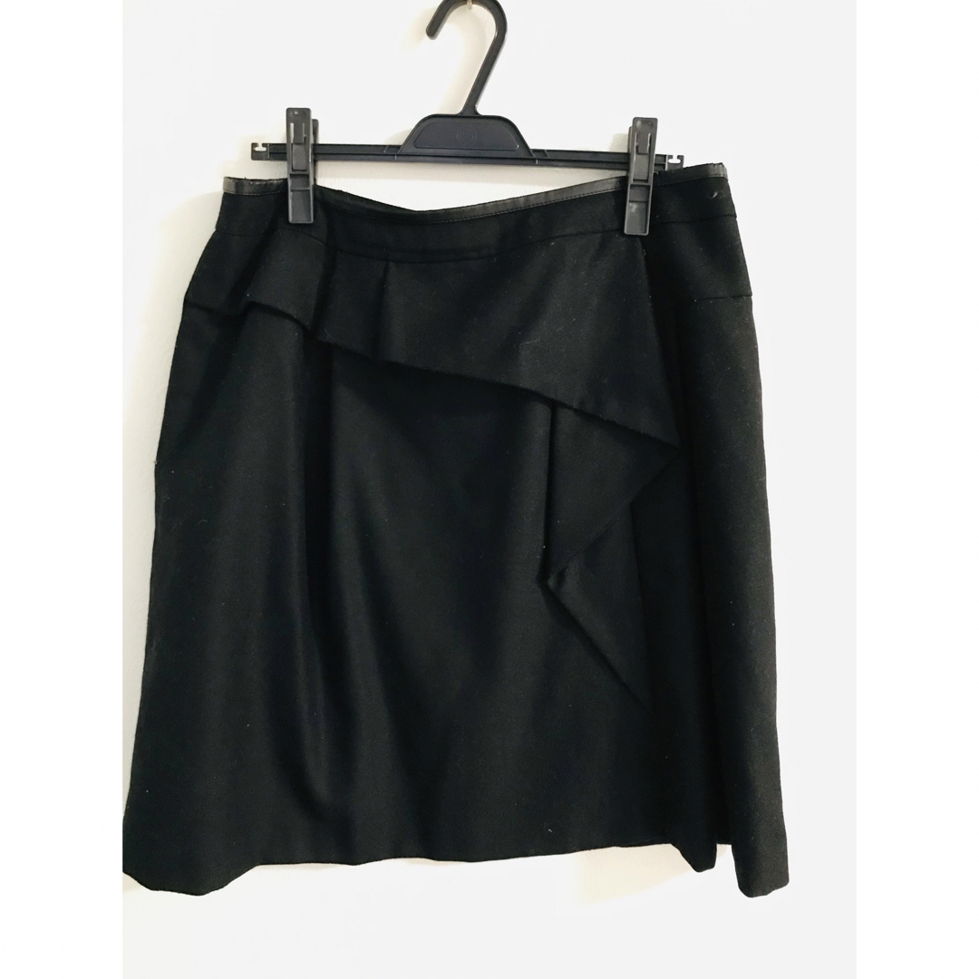 INDIVI(インディヴィ)の最終お値下げ❣️「INDIVI」黒オシャレスカート レディースのスカート(ひざ丈スカート)の商品写真