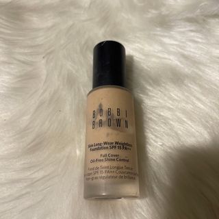 ボビイブラウン(BOBBI BROWN)のbobbibrown リキッドファンデ　1 ウォームアイボリー(ファンデーション)