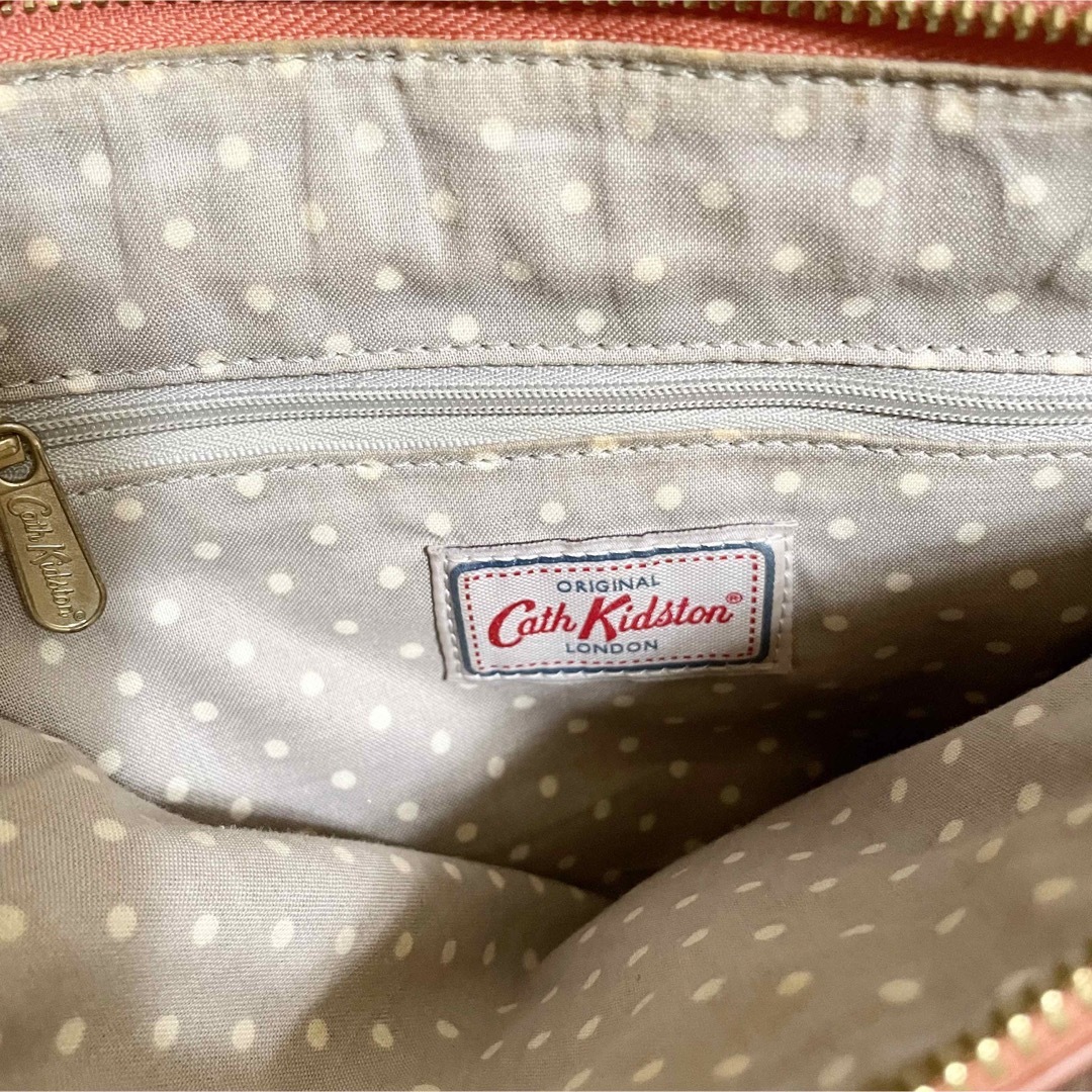 Cath Kidston(キャスキッドソン)のキャスキッドソン 本革 牛革 レザー 花柄 ショルダーバッグ レディースのバッグ(ショルダーバッグ)の商品写真