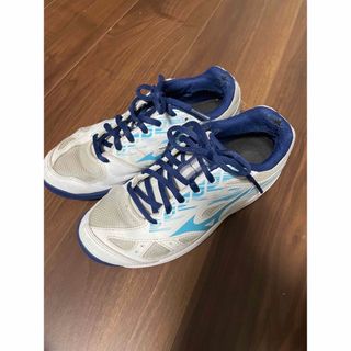 ミズノ(MIZUNO)のミズノ　バドミントン　シューズ　23センチ(バドミントン)