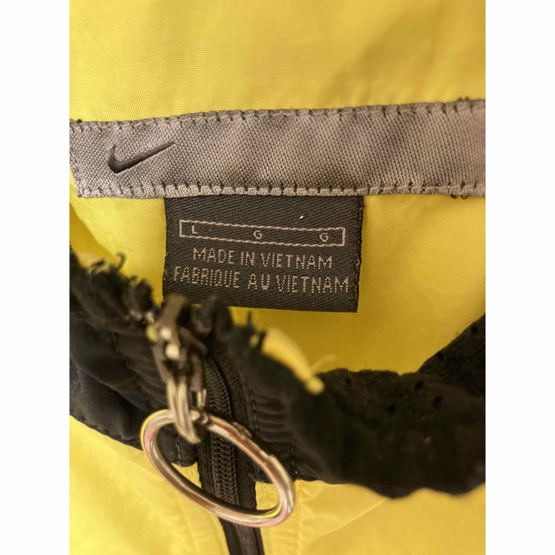 NIKEウインドブレーカー イエロー メンズのジャケット/アウター(ナイロンジャケット)の商品写真