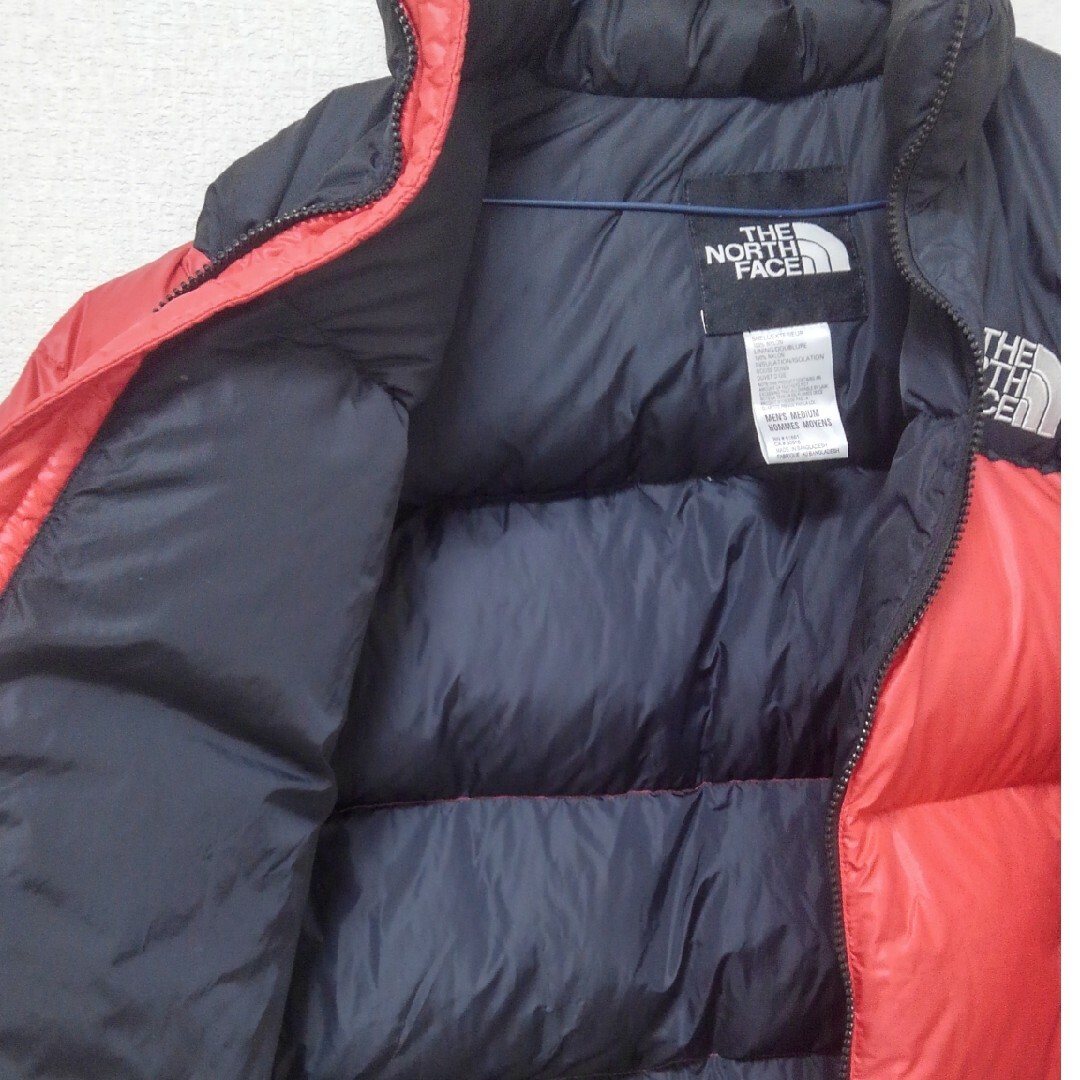 THE NORTH FACE(ザノースフェイス)のUSA規格　ノースフェイス　ヌプシダウンジャケット　レッドM　700fill メンズのジャケット/アウター(ダウンジャケット)の商品写真