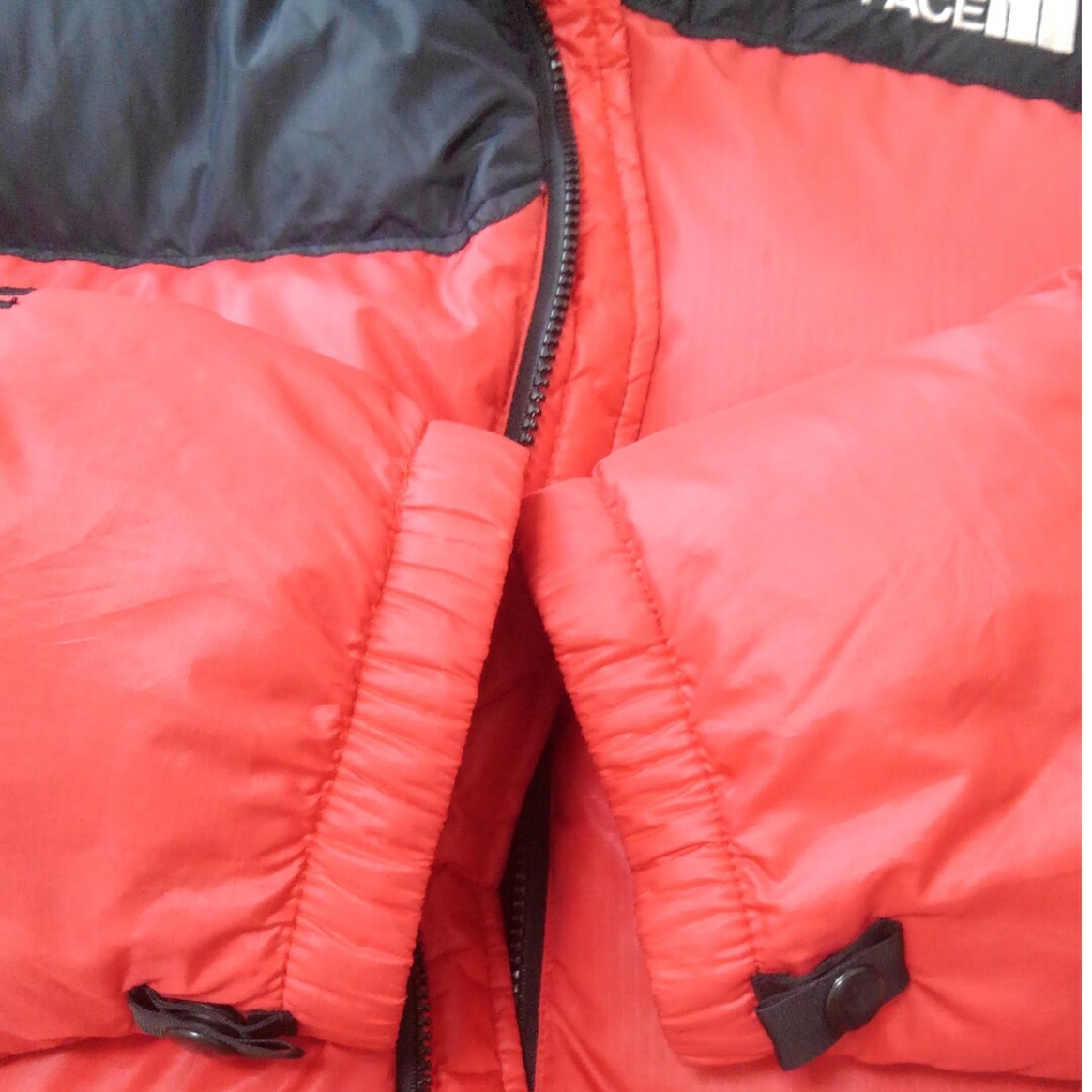 THE NORTH FACE(ザノースフェイス)のUSA規格　ノースフェイス　ヌプシダウンジャケット　レッドM　700fill メンズのジャケット/アウター(ダウンジャケット)の商品写真