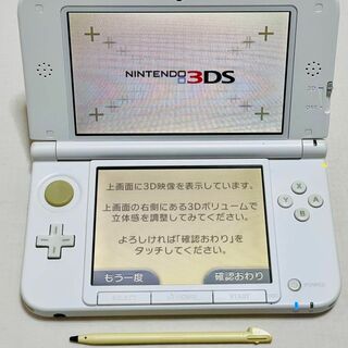ニンテンドー 3DS LL本体 ホワイト 通電確認済 SDカード 009