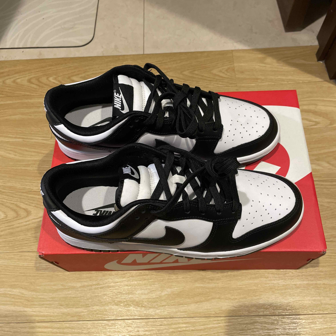 NIKE(ナイキ)のNIKE DUNK LOW RETRO BLACK WHITE メンズの靴/シューズ(スニーカー)の商品写真