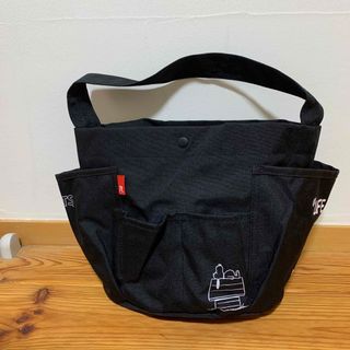 ルートート(ROOTOTE)のルートート　ROOTOTE  デリ DELI  トートバッグ　スヌーピー　黒(トートバッグ)