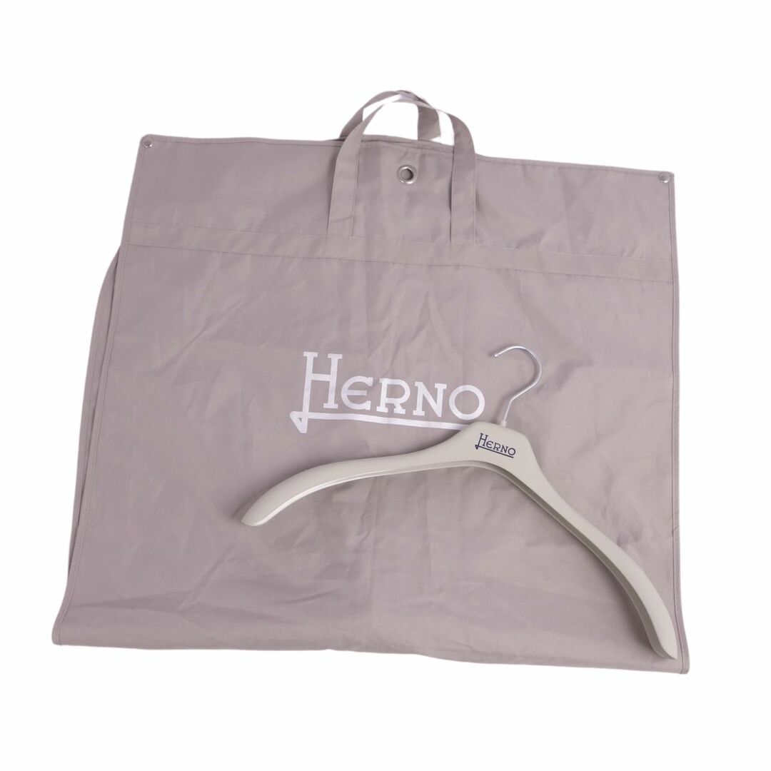 HERNO(ヘルノ)の美品 ヘルノ HERNO コート ダウンコート 2way 無地 ナイロン アウター メンズ 46(S相当) グレー PI0007ULE-19288 メンズのジャケット/アウター(その他)の商品写真