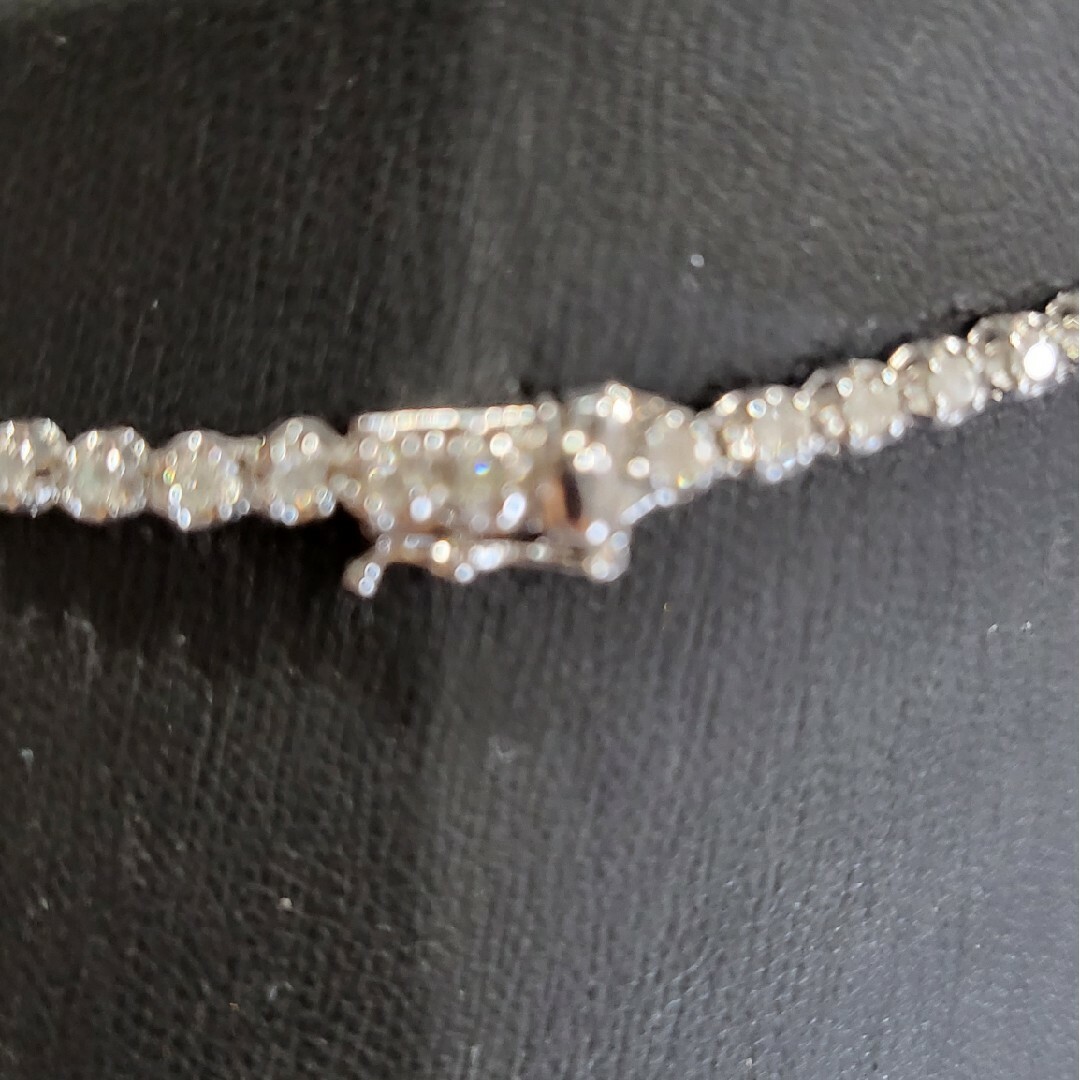 サチトーさん専用　ダイヤモンド　テニスネックレス　3カラット レディースのアクセサリー(ネックレス)の商品写真