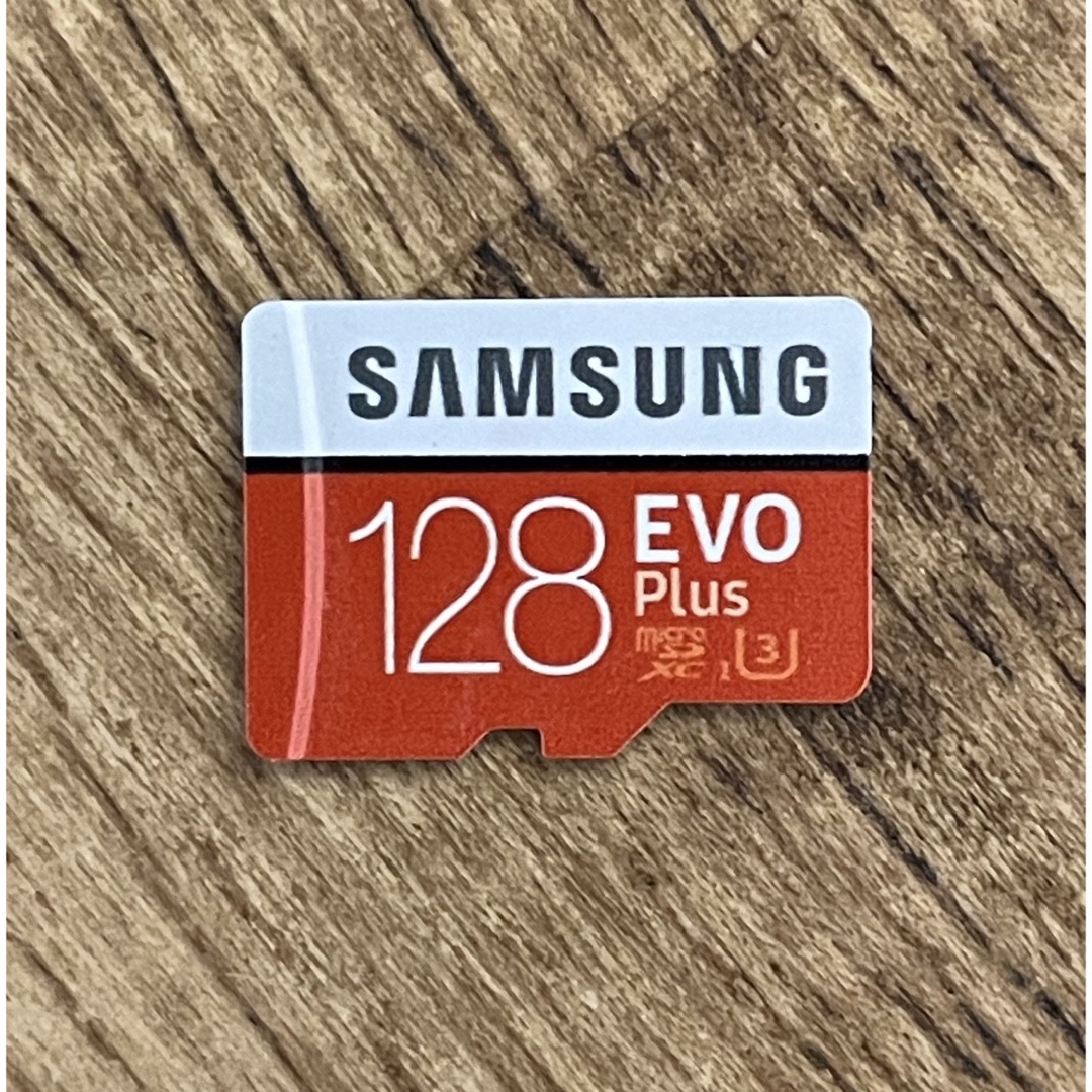 SAMSUNG(サムスン)のSamsung microSDXC カード 128GB EVO+ Class10 スマホ/家電/カメラのPC/タブレット(PC周辺機器)の商品写真