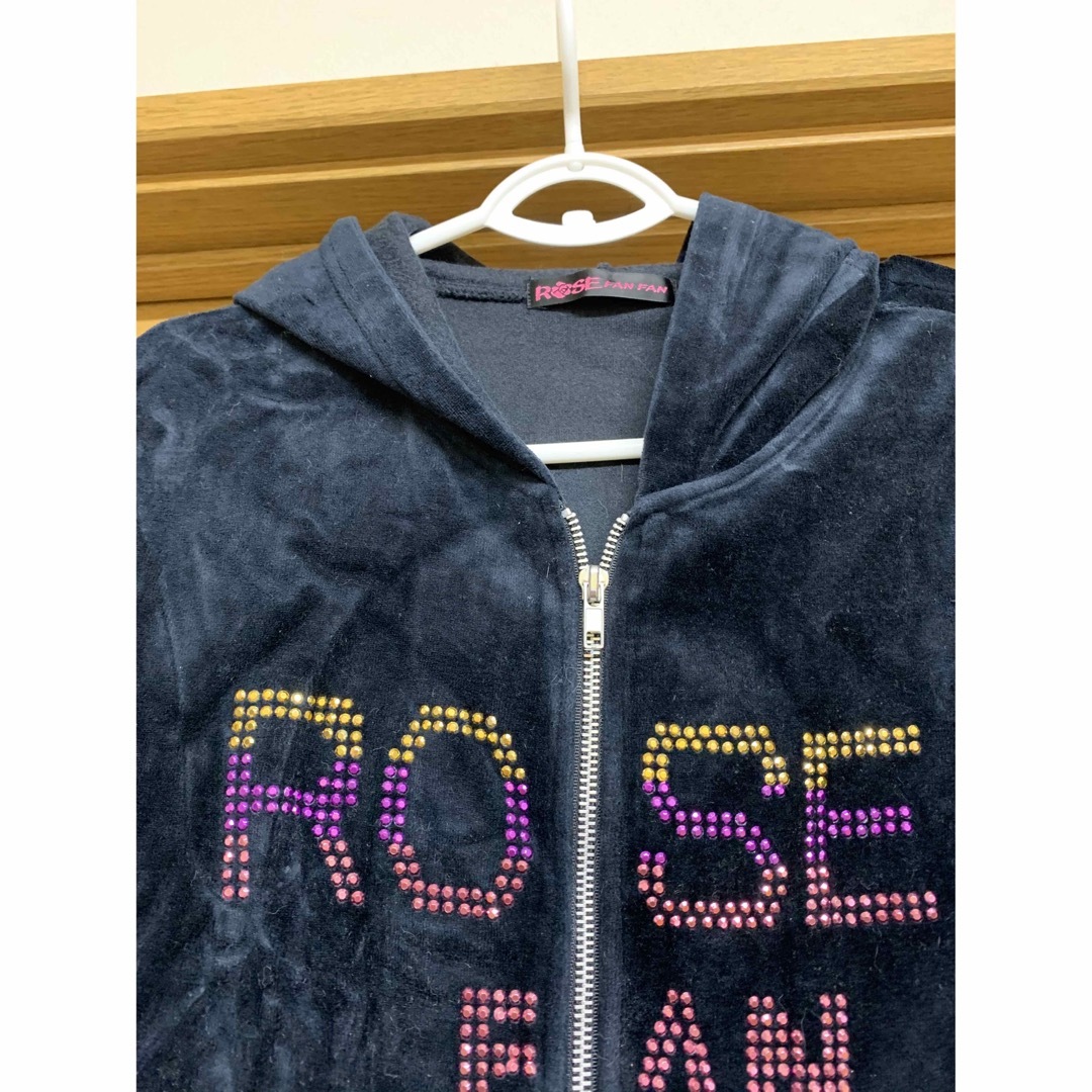 ROSE FANFAN(ローズファンファン)のローズファンファン　ストーン付きパーカー　M レディースのトップス(パーカー)の商品写真