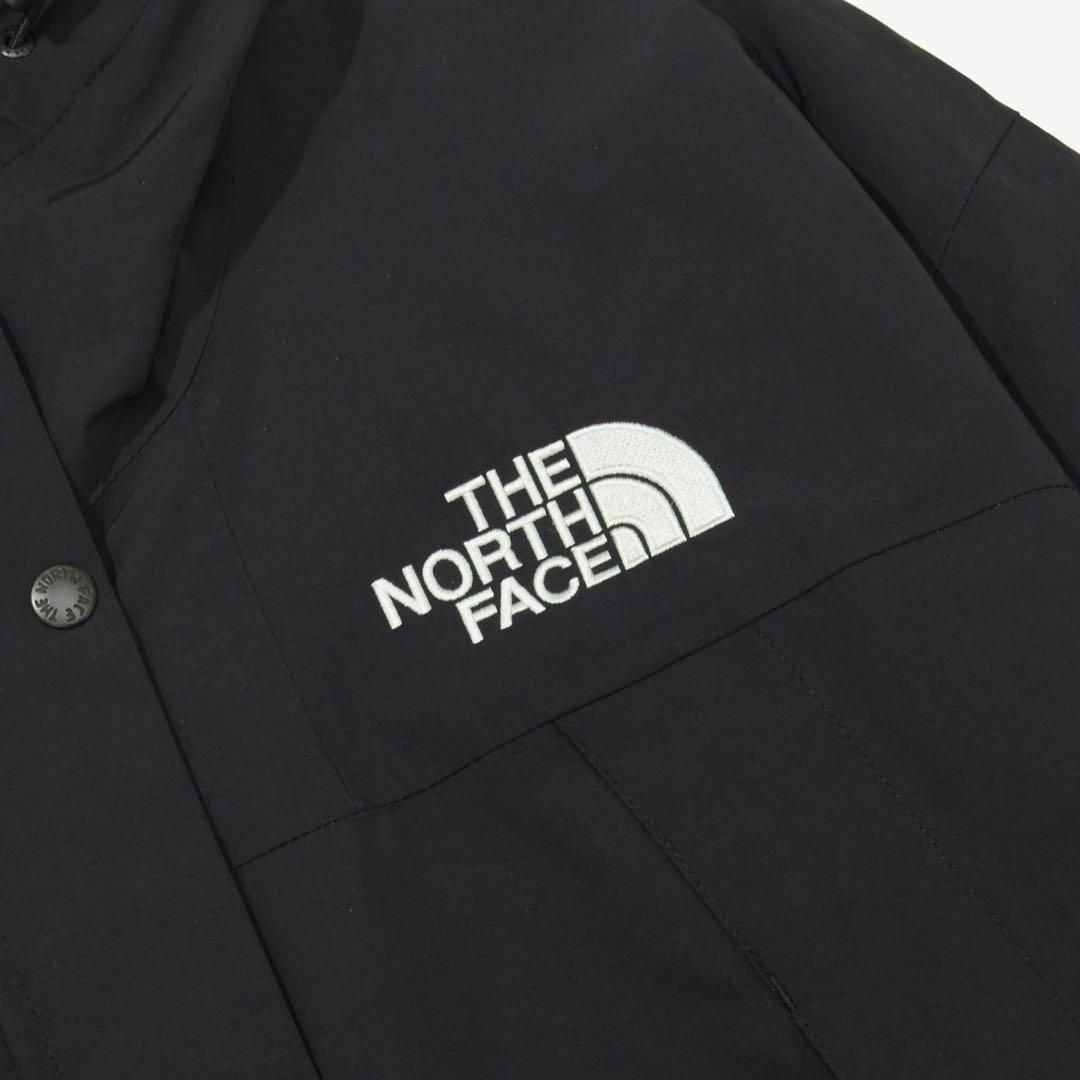 THE NORTH FACE(ザノースフェイス)の新品未使用　海外限定　ノースフェイス　マウンテンパーカー　レディース　M 黒 レディースのジャケット/アウター(ナイロンジャケット)の商品写真