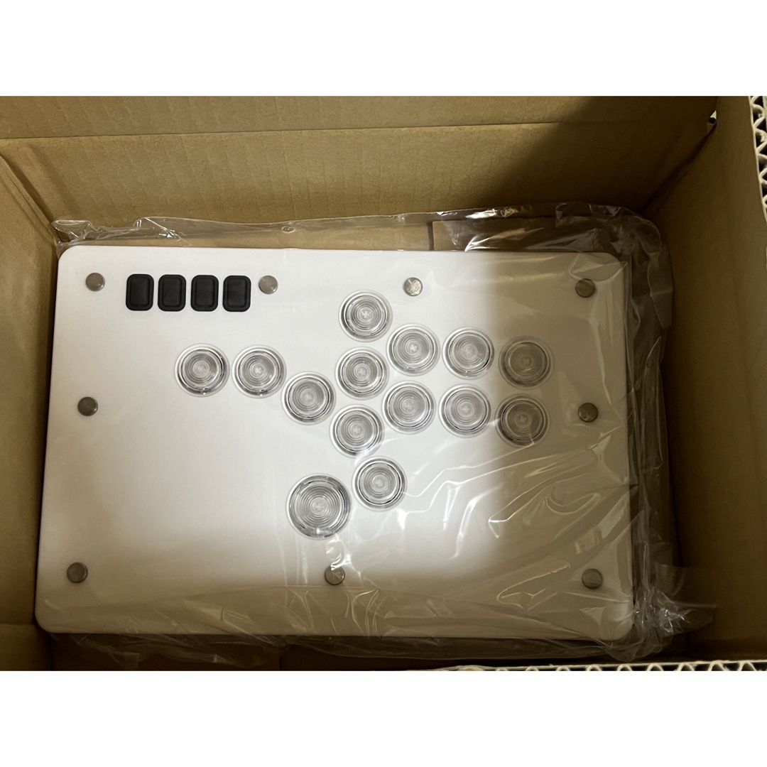 PUNK WORKSHOP MINI HITBOX   新品未使用 エンタメ/ホビーのゲームソフト/ゲーム機本体(その他)の商品写真