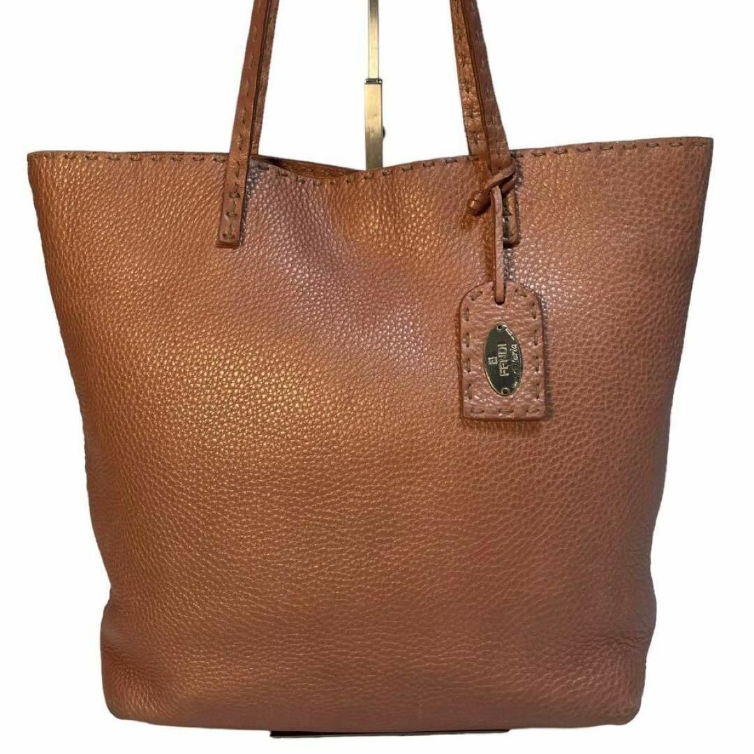 FENDI - 美品✨ FENDI フェンディ セレリア トートバッグ レザー