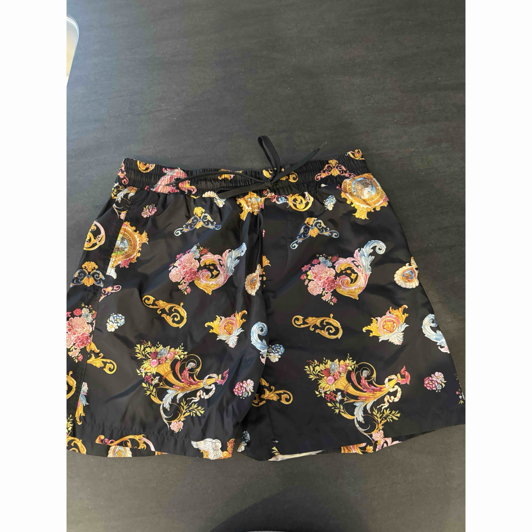 Versace ヴェルサーチ ハーフ丈パンツ-