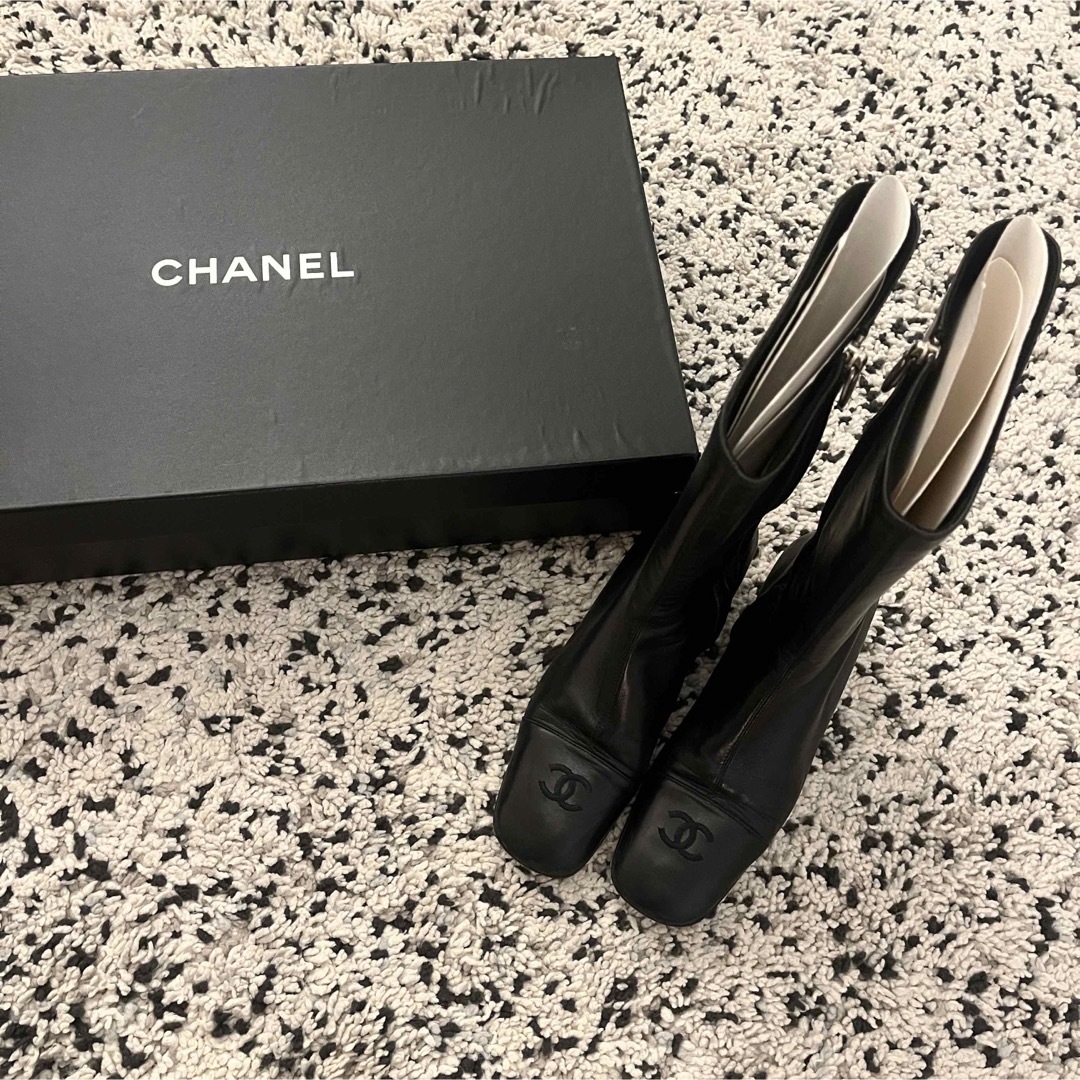 ヴィンテージ大人気　シャネルマーク　CHANEL ブーツ　黒