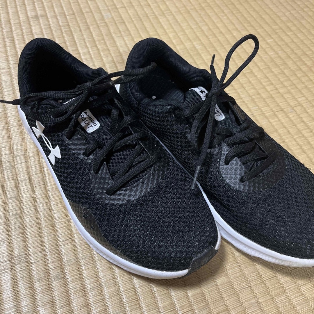 UNDER ARMOUR(アンダーアーマー)のアンダーアーマ　27㎝　シューズ  ランニングシューズ スポーツ/アウトドアのランニング(シューズ)の商品写真