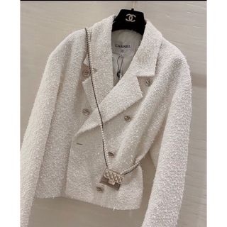 シャネル(CHANEL)のお値下げ❣️未使用☆滝沢眞規子着☆CHANELツイードジャケットホワイト38(その他)