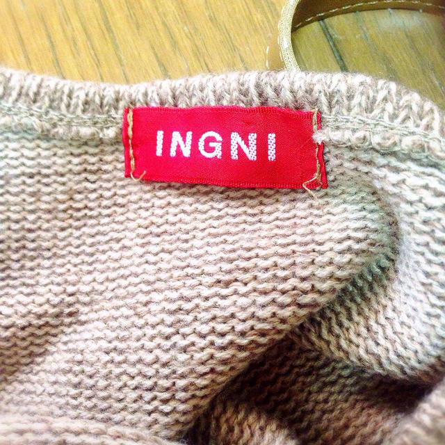 INGNI(イング)のINGNI オフショルダーニット レディースのトップス(ニット/セーター)の商品写真