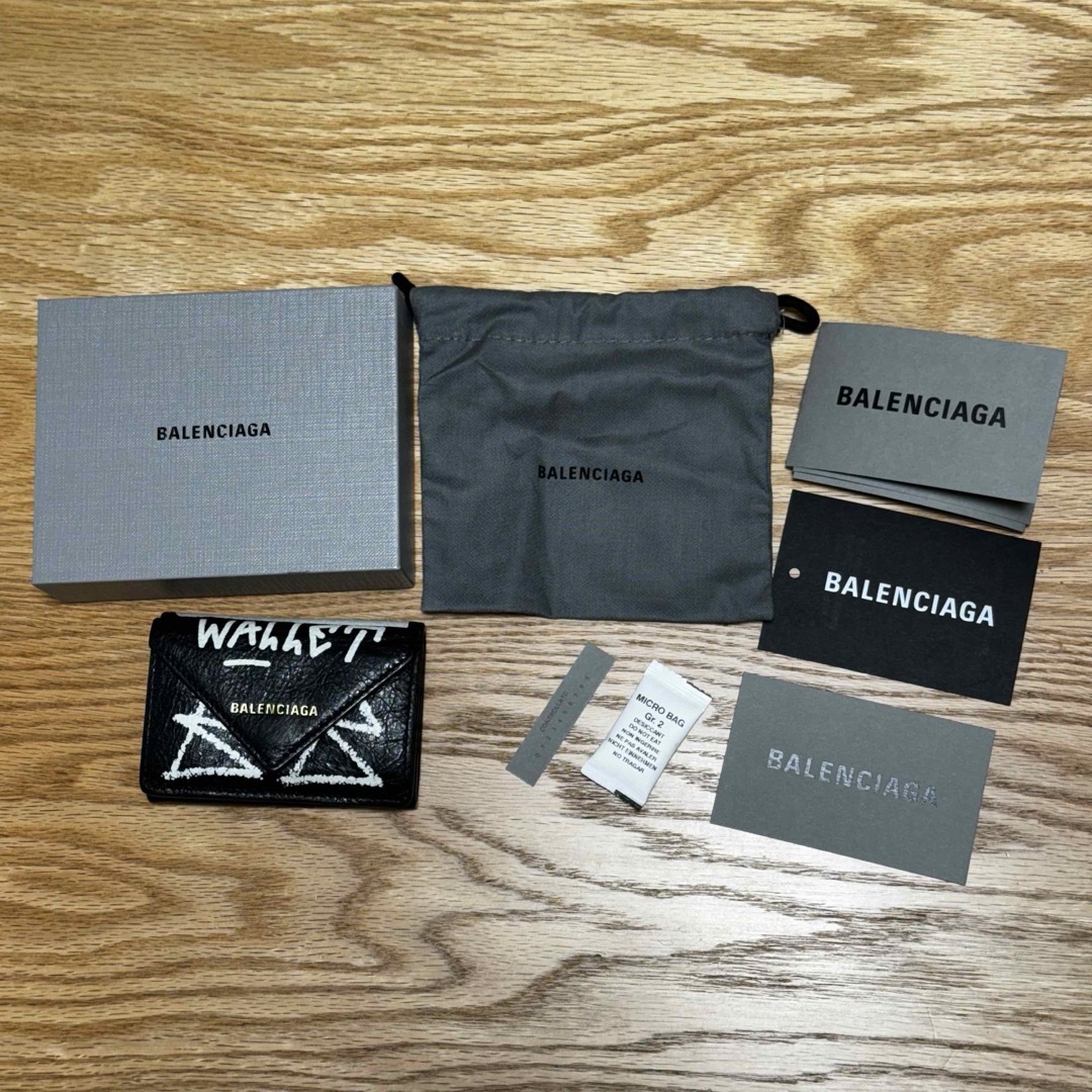 Balenciaga - BALENCIAGA グラフィティ ペーパーミニウォレット 三 ...