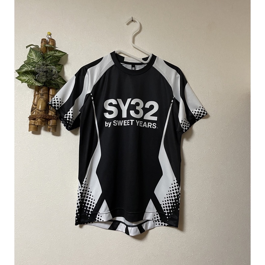 SY32    Tシャツ