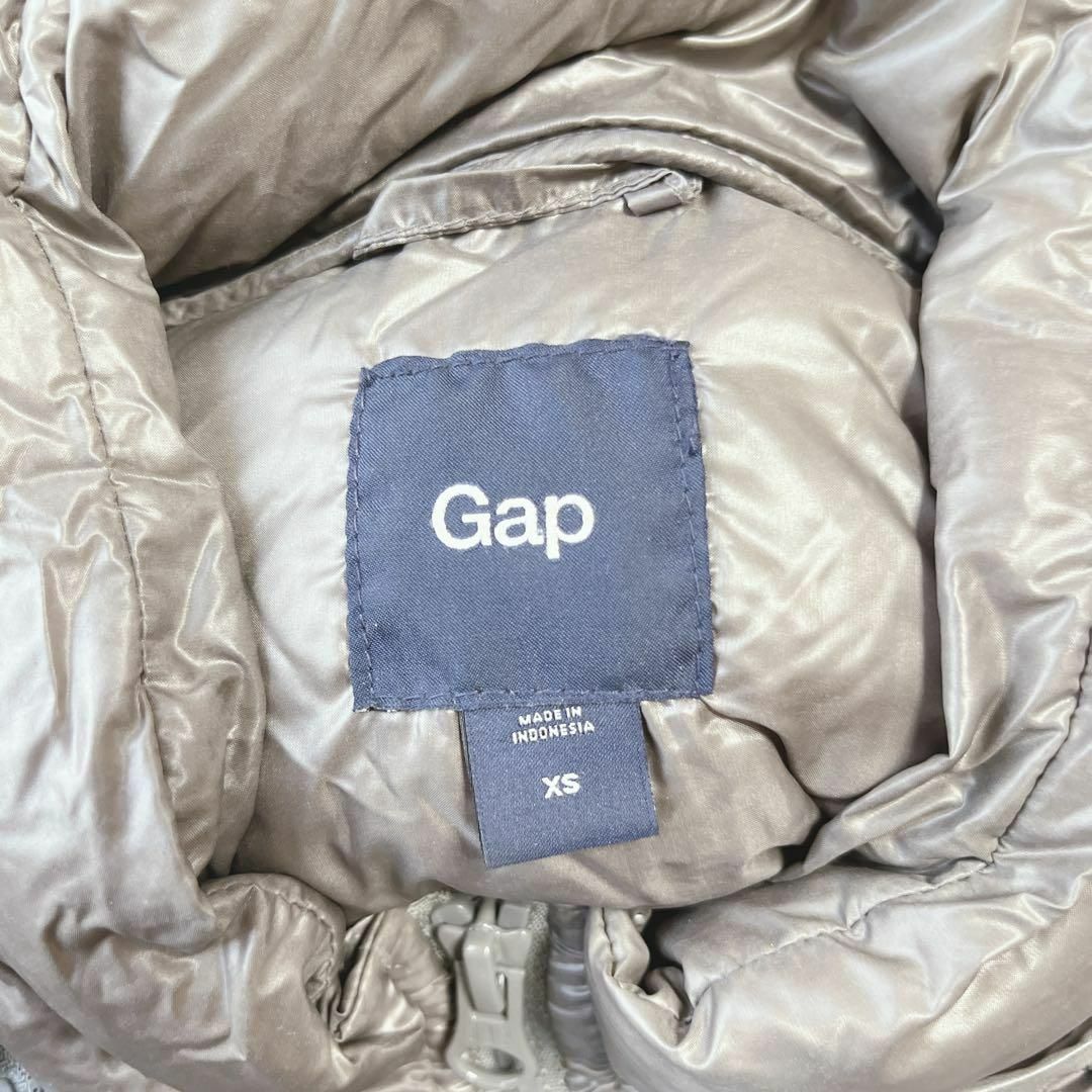 Gap ダウンベスト　ジップアップ【XS】ダウン90% 光沢感　フード着脱可能