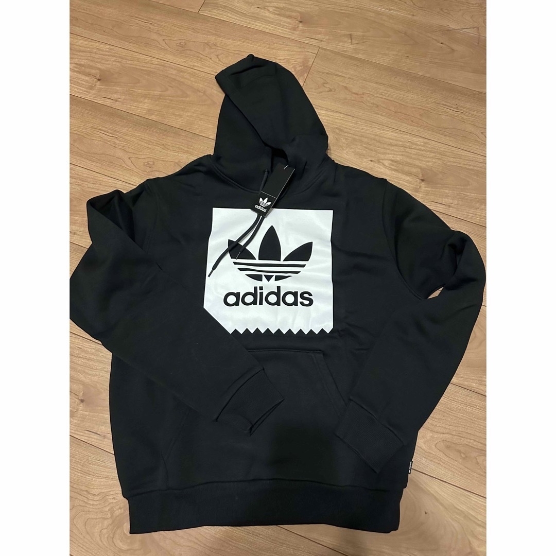 新品adidasパーカー黒（トレーニングジャケット）