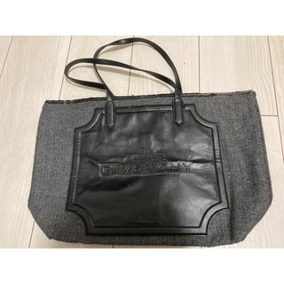 ジバンシィ(GIVENCHY)のGIVENCHY ジバンシー　　トートバッグ(トートバッグ)