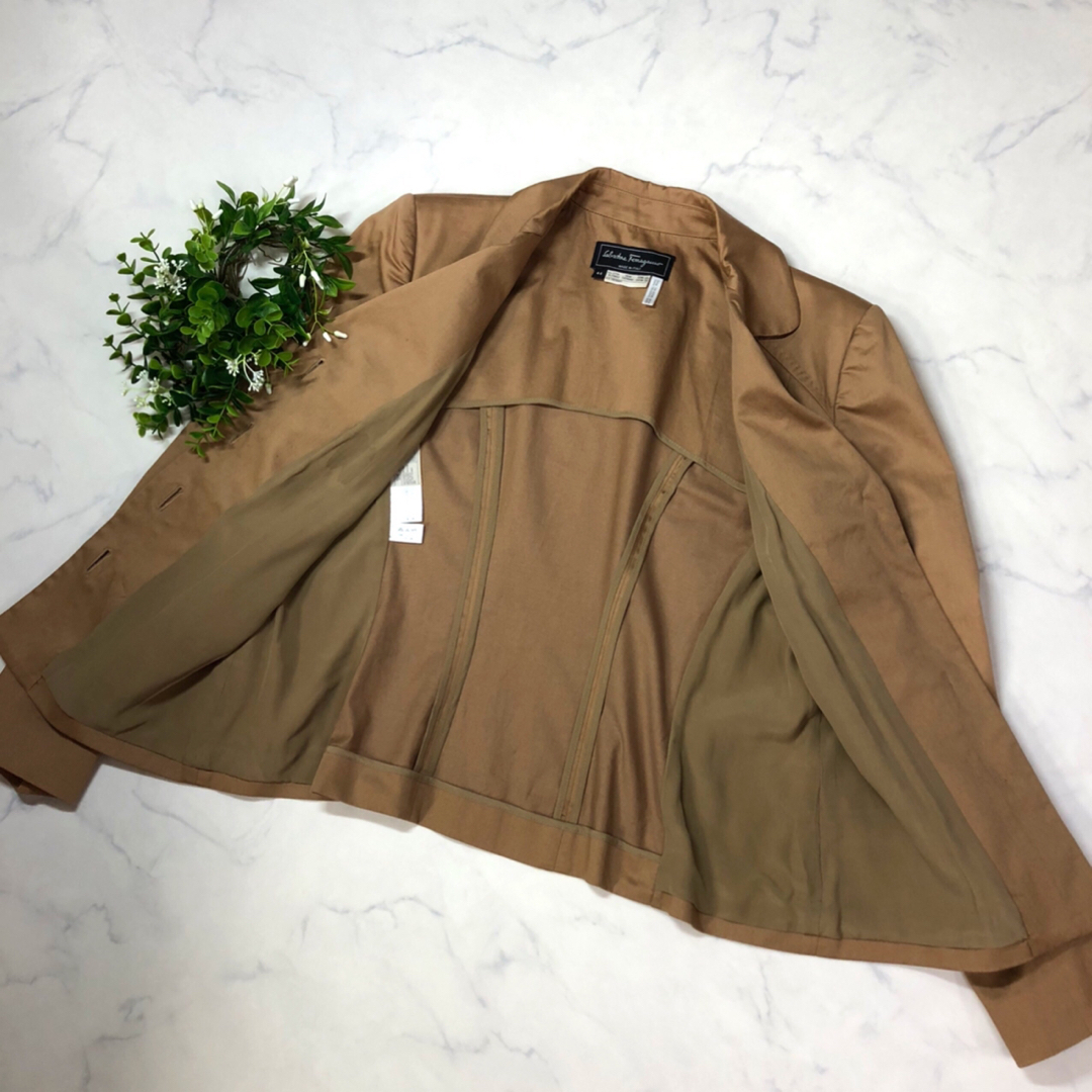 Salvatore Ferragamo - サルヴァトーレフェラガモのベージュの
