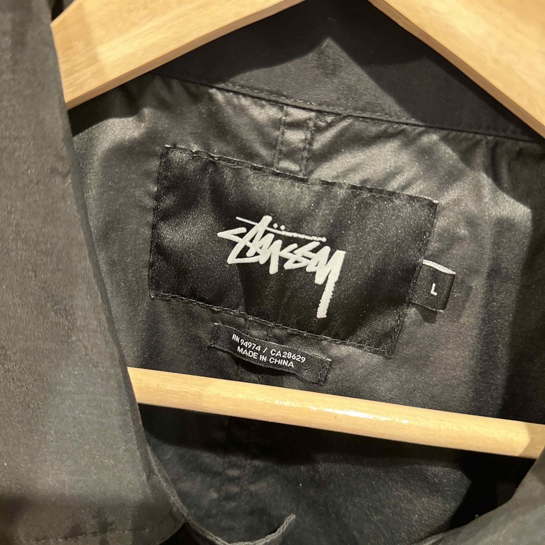 STUSSY(ステューシー)の【アメリカ購入品】Stussy ナイロンコート ブラック メンズのジャケット/アウター(ナイロンジャケット)の商品写真