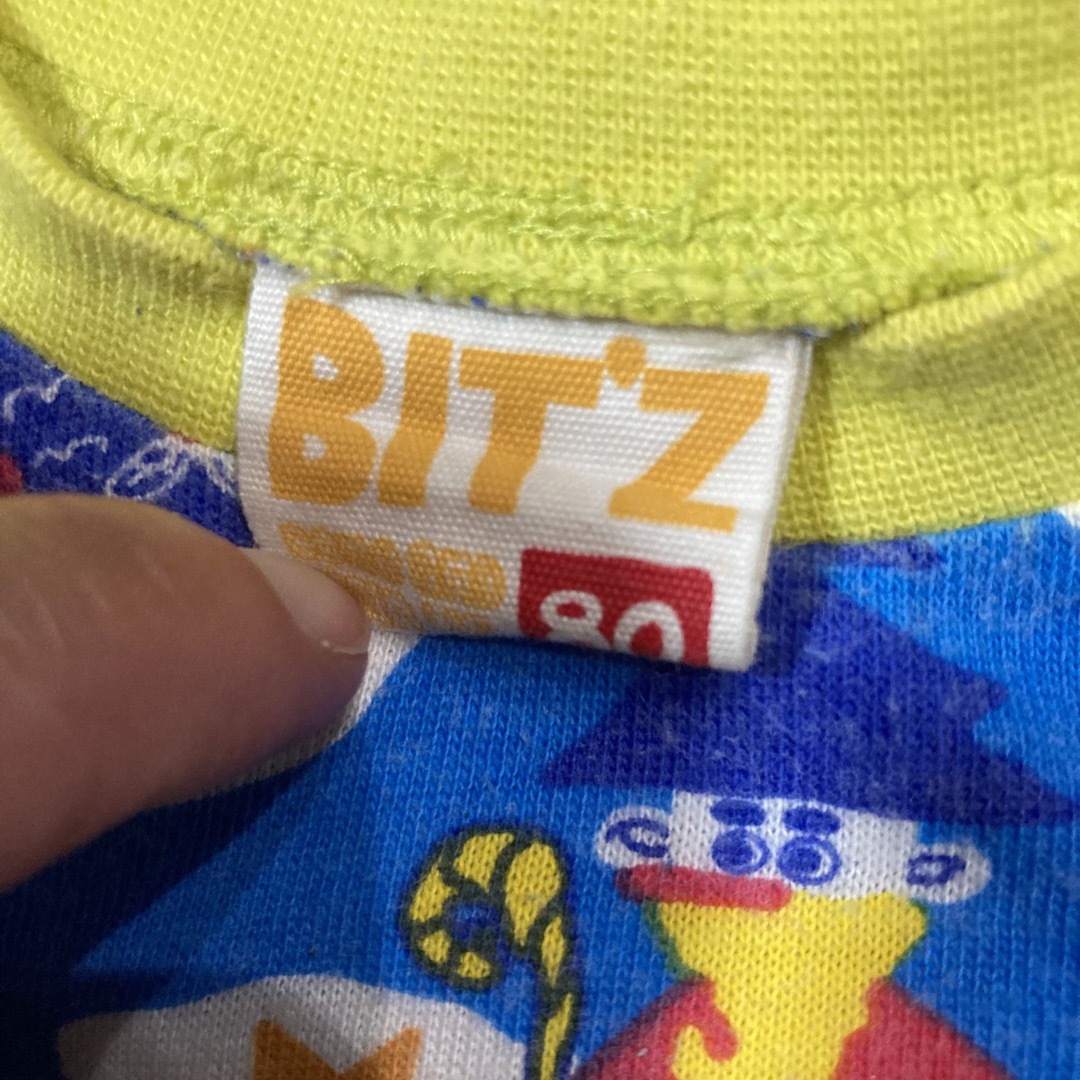 Bit'z(ビッツ)のBIT'Z ビッツ 総柄 半袖 Tシャツ カットソー 80 キッズ/ベビー/マタニティのベビー服(~85cm)(Ｔシャツ)の商品写真