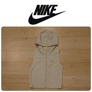 ナイキ(NIKE)のNIKE　ナイキ　ジップアップベスト　ライトグレー　キッズ　こども　130(ジャケット/上着)