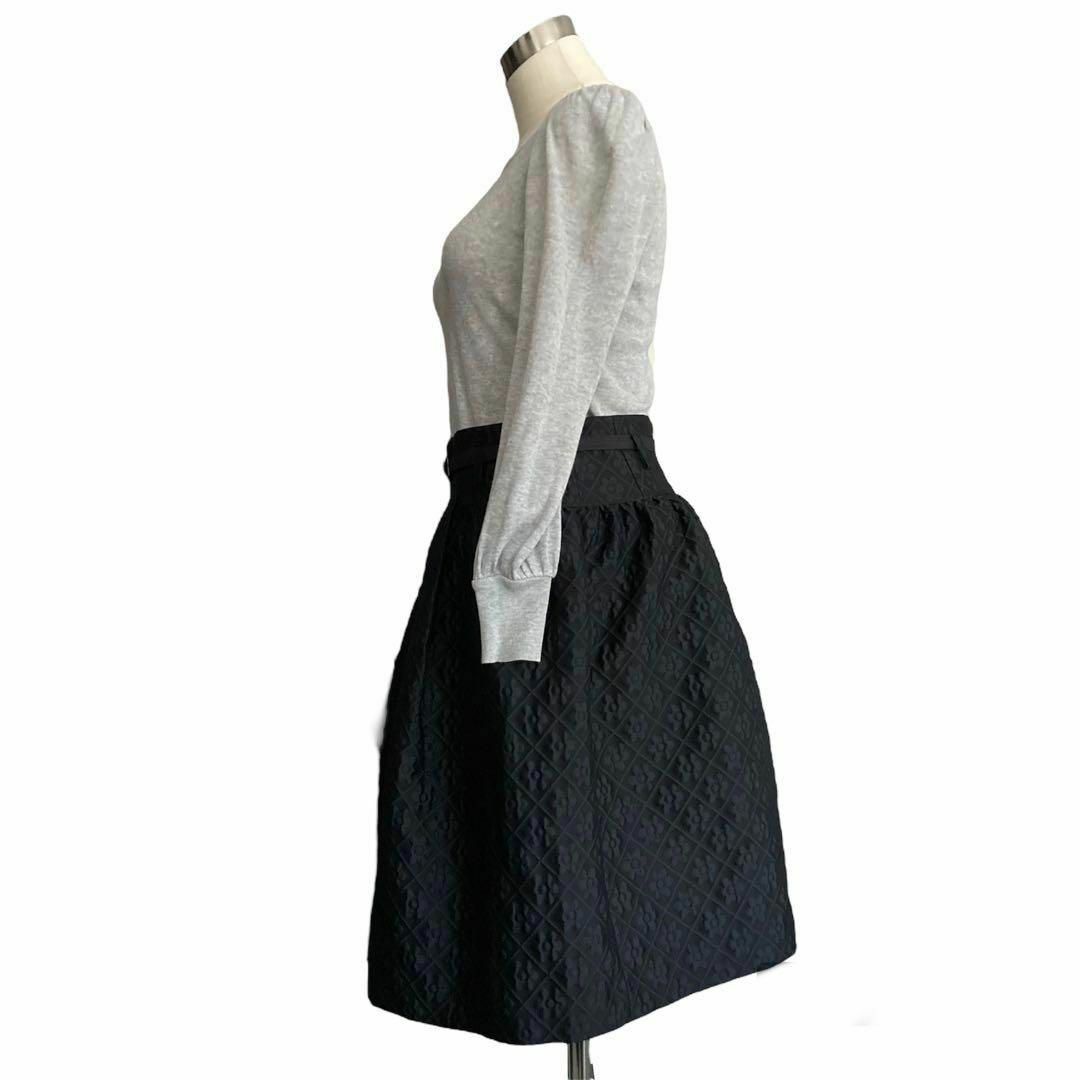 M'S GRACY(エムズグレイシー)のM‘S GRACY カメリアスカート ブラック 38 レディースのスカート(ひざ丈スカート)の商品写真