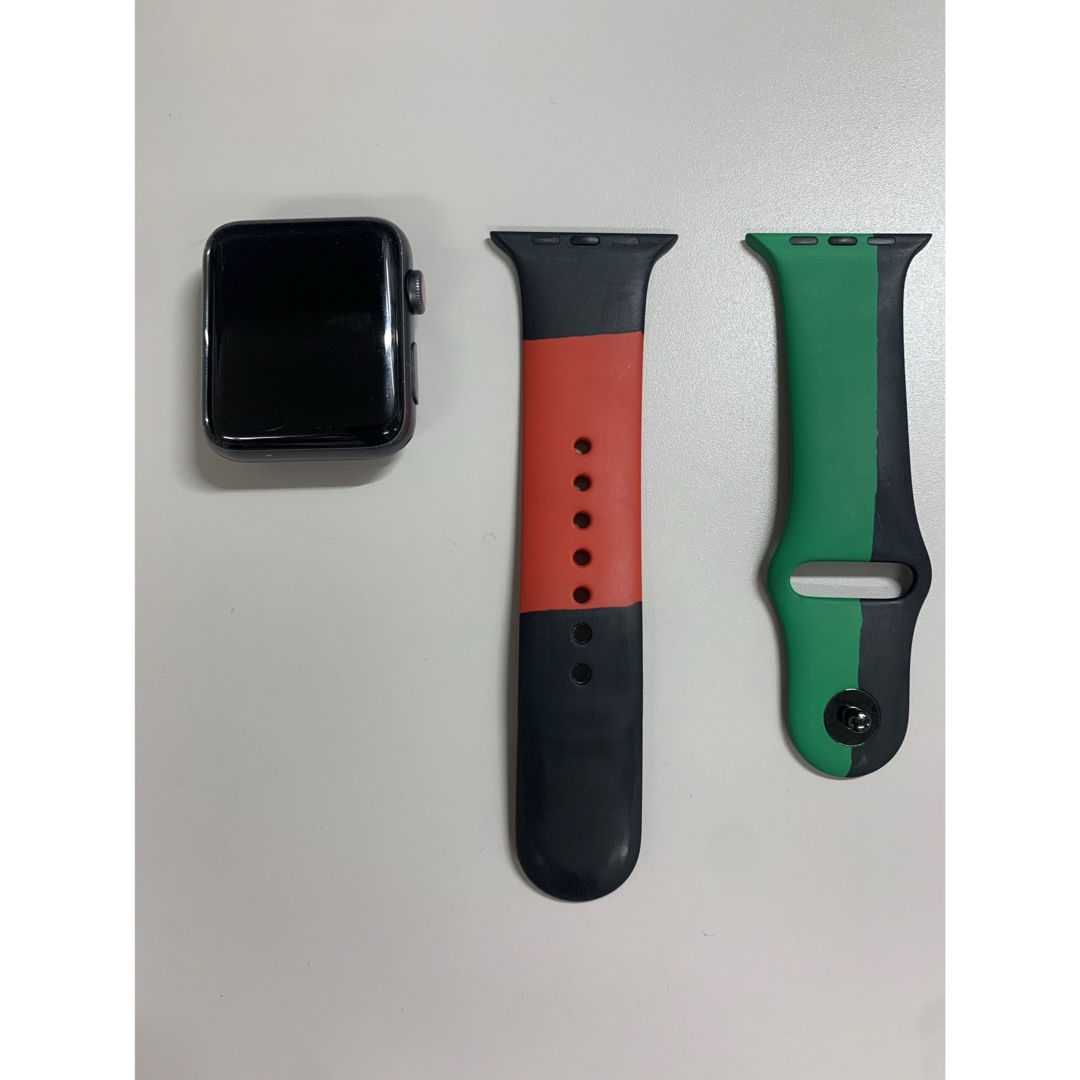 Apple Watch(アップルウォッチ)のApple Watch 3 Nike+ GPS+Cellularモデル 42mm メンズの時計(腕時計(デジタル))の商品写真