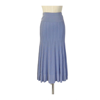 フェラガモ イタリア製 優しいお上品ブルー コットンニット美形フレアスカート