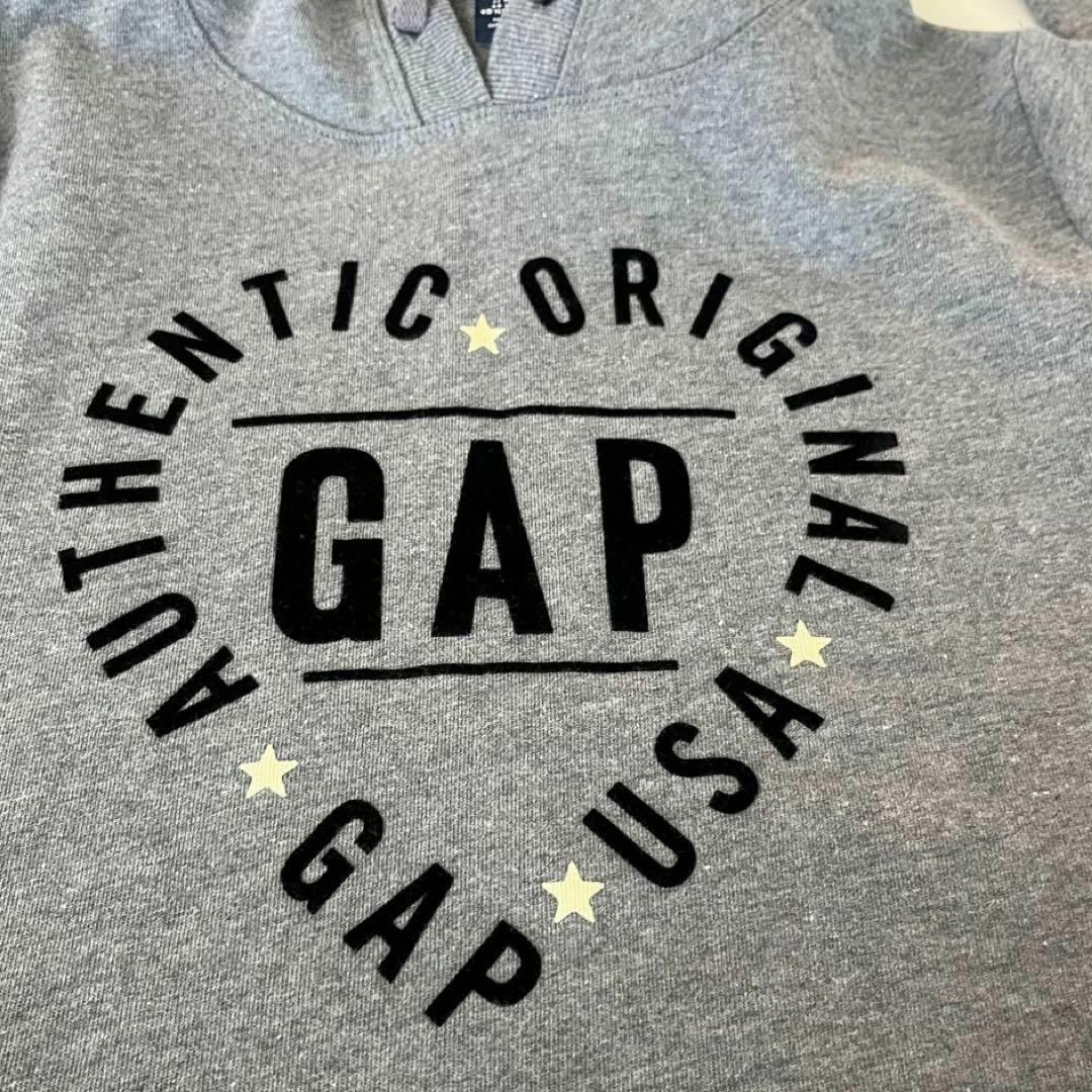 GAP(ギャップ)のGAP レディース  パーカー ハートロゴ グレー Mサイズ レディースのトップス(パーカー)の商品写真