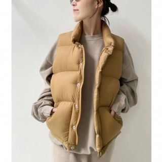 アパルトモンドゥーズィエムクラス(L'Appartement DEUXIEME CLASSE)の  L'Appartement 【GERRY/ジェリー】DOWN VEST  (ダウンベスト)