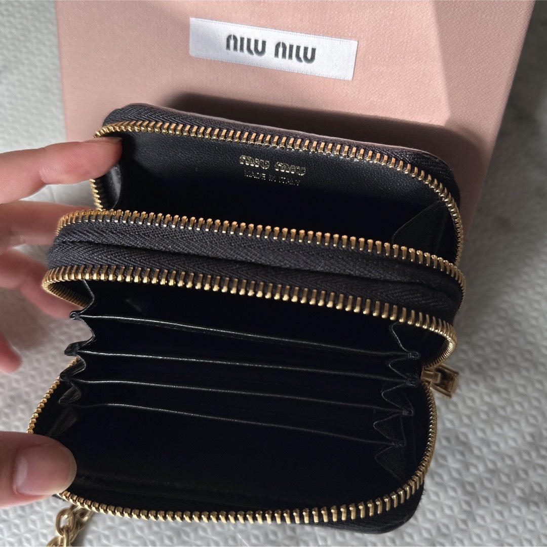 miumiu(ミュウミュウ)のミュウミュウカードケース/折り財布 レディースのファッション小物(財布)の商品写真
