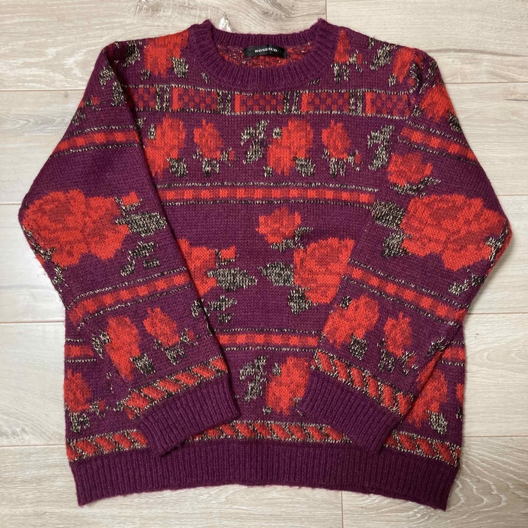 ROSE BUD(ローズバッド)のローズバッド　長袖セーター　レトロ　花柄　薔薇 レディースのトップス(ニット/セーター)の商品写真